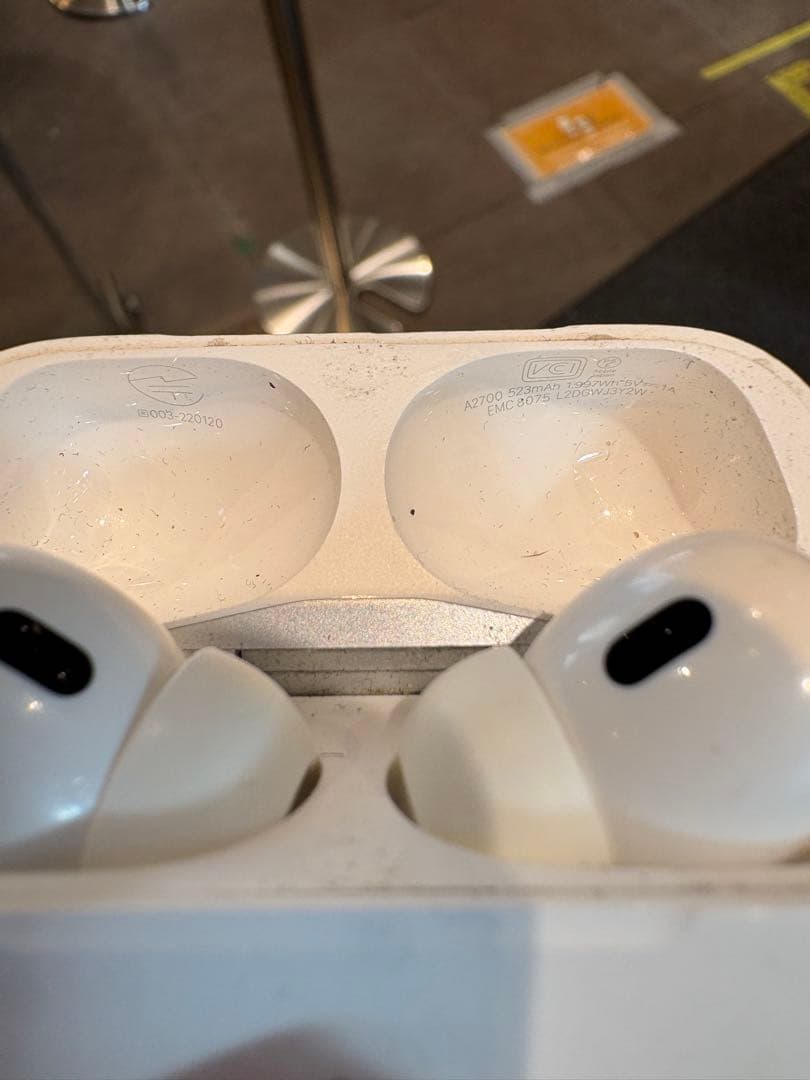 【かいちゃん専用】AirPods Pro 第2世代 本体 ホワイト