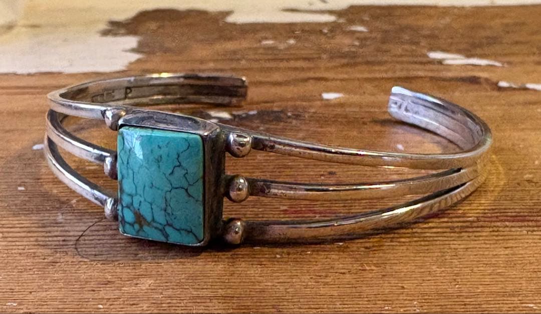 ターコイズバングル P刻印