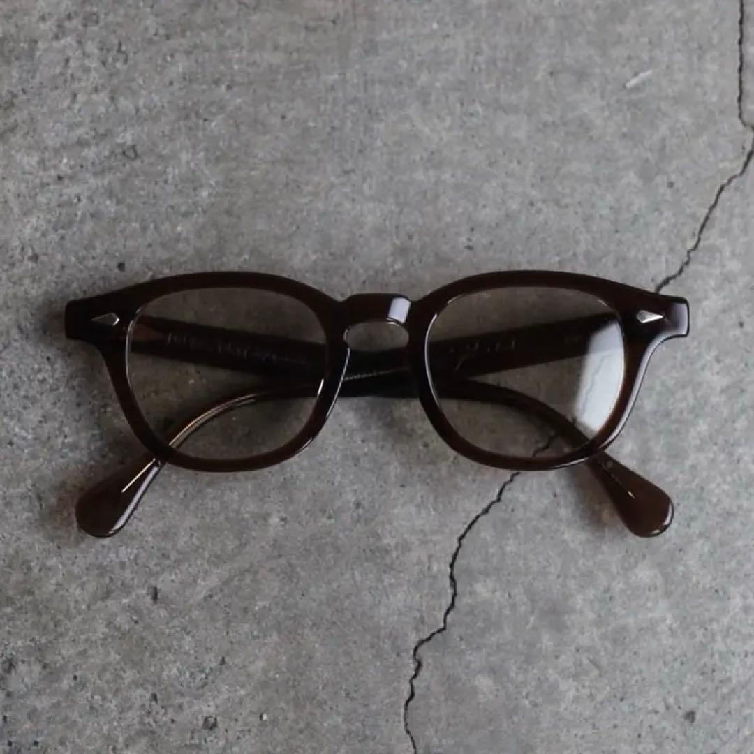 JULIUS TART OPTICAL AR サングラス　山田レン着用