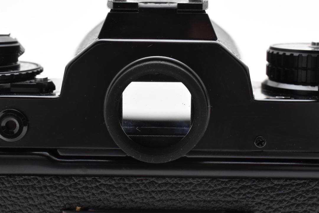 ■ 美品 ■ ニコン　Nikon FE ボディ Y250819 #557