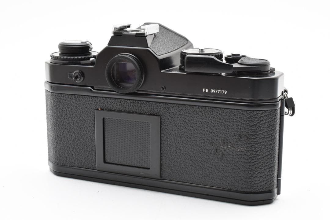 ■ 美品 ■ ニコン　Nikon FE ボディ Y250819 #557