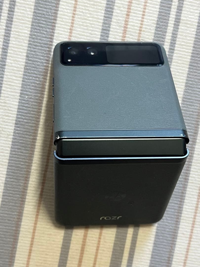 訳品 motorola razr 40 セージグリーン 8GB 256GB