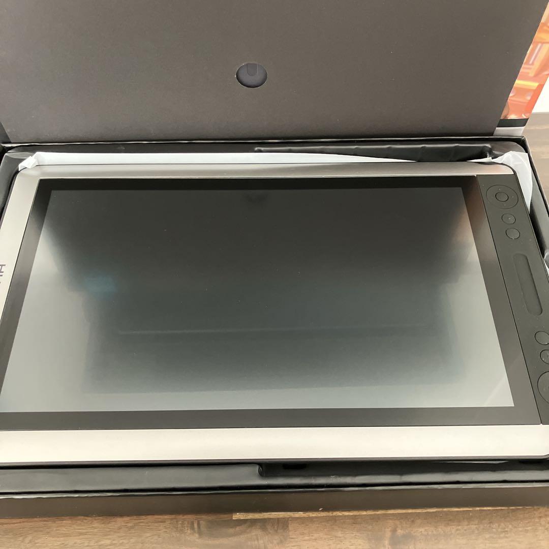 液タブ・ペンタブ HUION KAMVAS 16