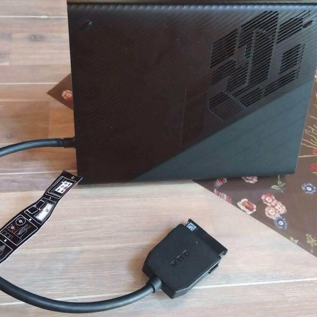 グラフィックボード・グラボ・ビデオカード ASUS ROG XG Mobile Radeon RX 6850M XT