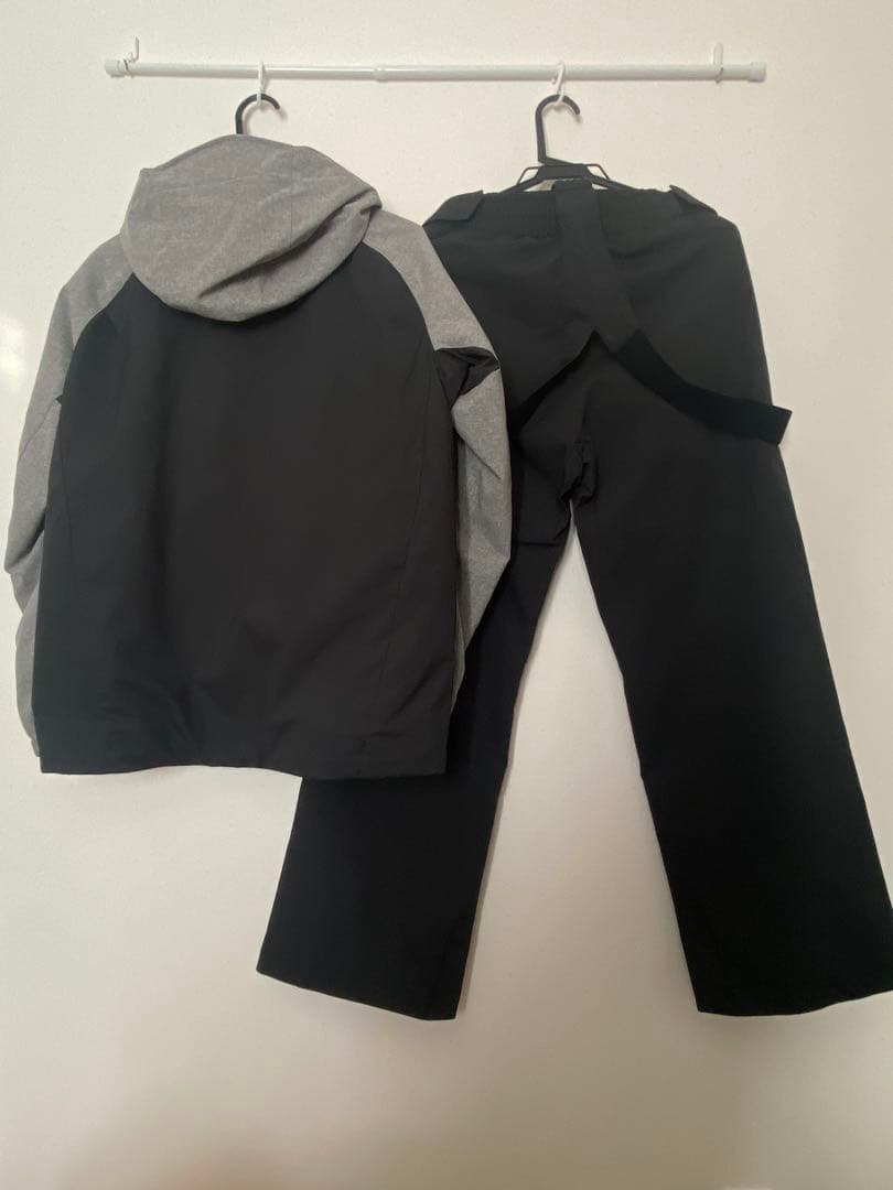 スキーウェアセット フード付き グレーと黒