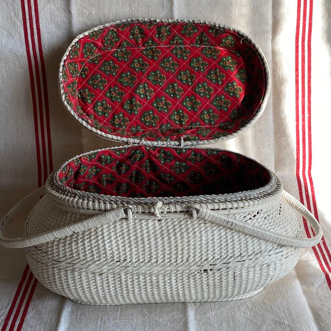 フランス　アンティークパニエ　プロヴァンスプリント　白いかご　ラタンバスケット