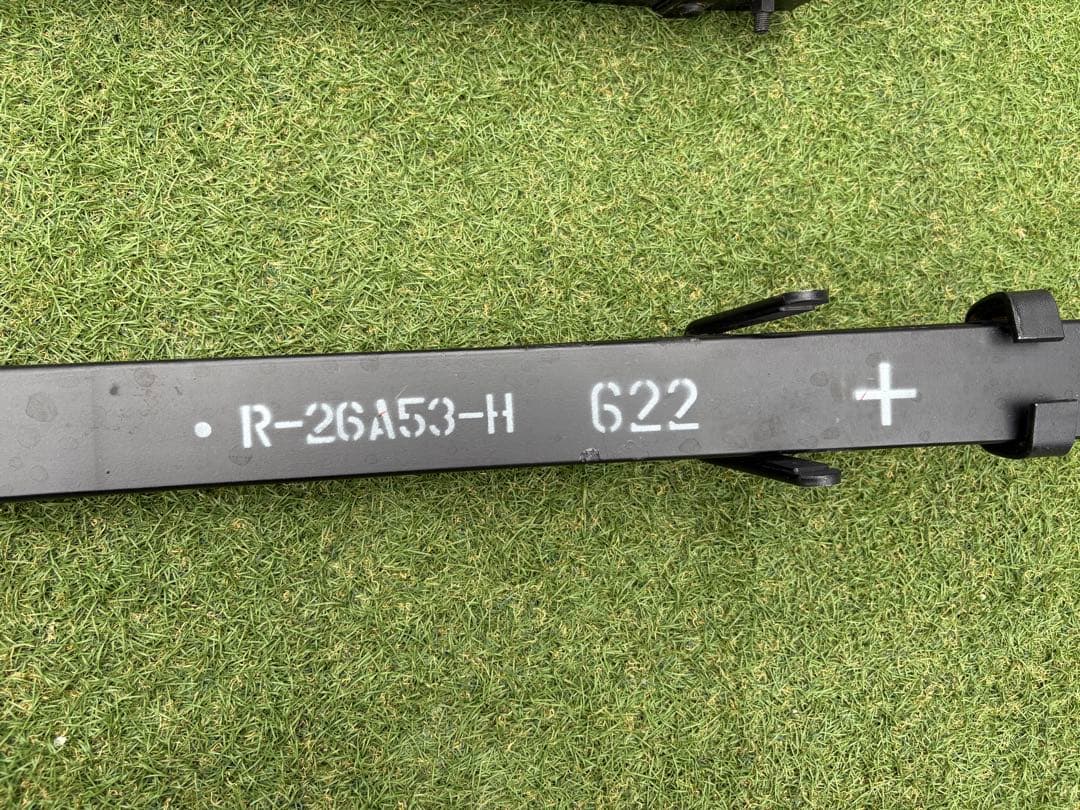 ハイエース　TRH226K 純正　リーフ　R-26A53-H 2本セッ