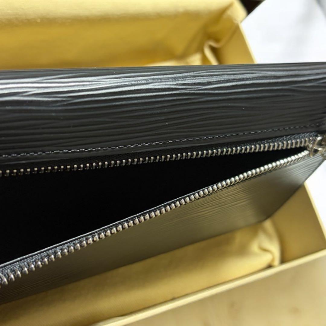 u*o様 エピ ポルトフォイユ ウジェニ M63882 ブラック　財布　ルイヴィ