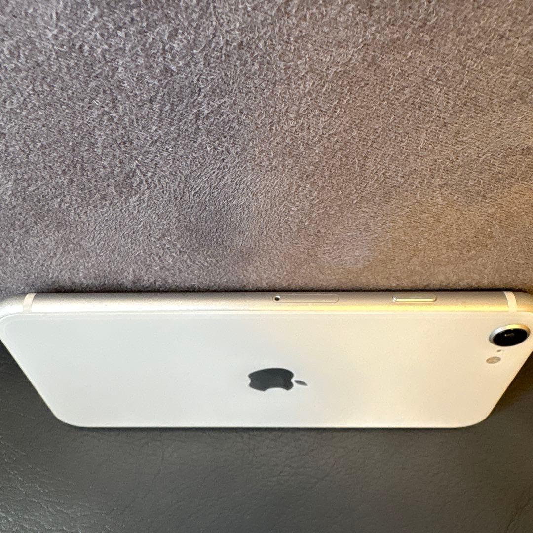 Apple iPhoneSE 第2世代 256GB ホワイト 本体