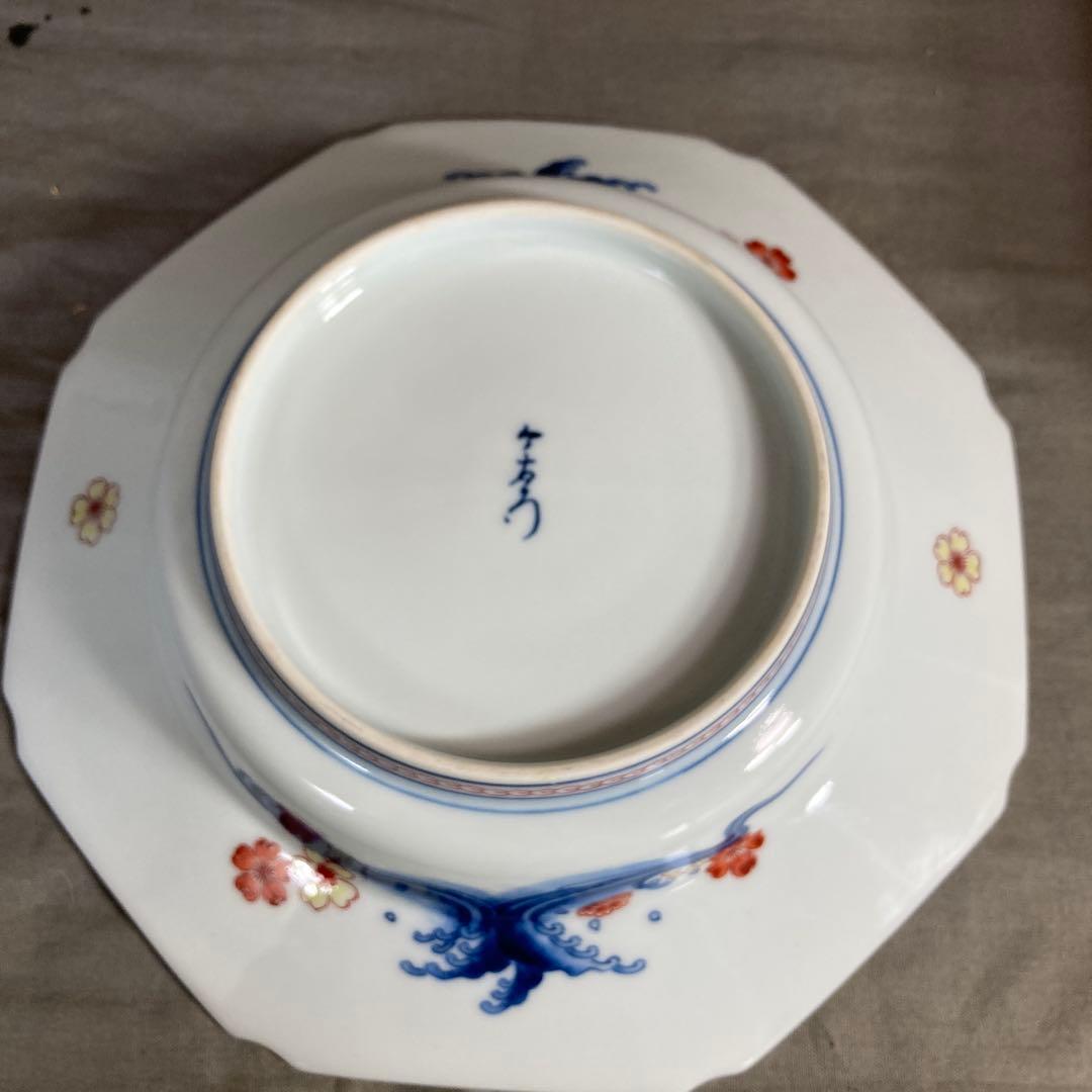 【今右衛門】色鍋島の伝統　人間国宝　十三代今泉今右衛門作　錦花見込絵　八角皿