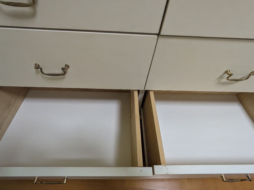 モモナチュラル　キャビネット