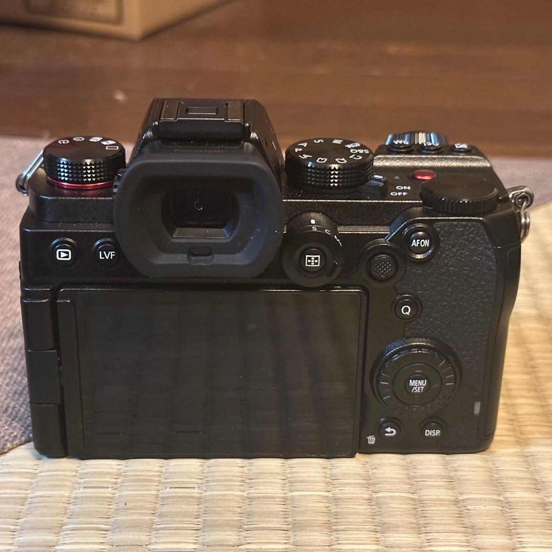 【美品】Panasonic LUMIX S5