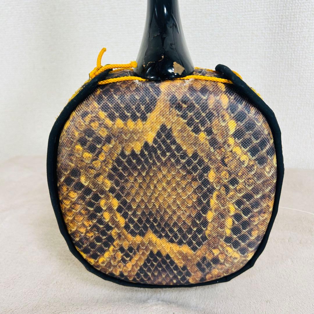 沖縄三線 三味線 人工革 合皮 ヘビ柄　ハードケース付 またよし　弦楽器