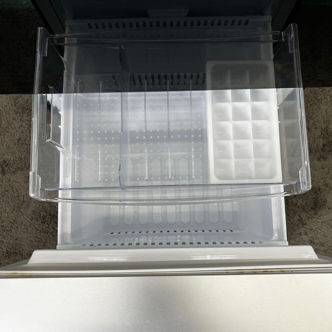 479⭕️冷蔵庫　シャープ　小型　一人暮らし　安い　黒　単身　設置無料