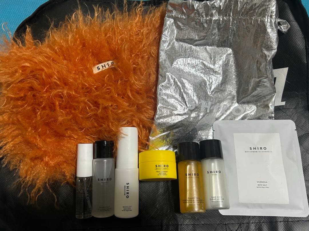 お値下げ中！新品⭐︎shiro 2025ホリデーセット