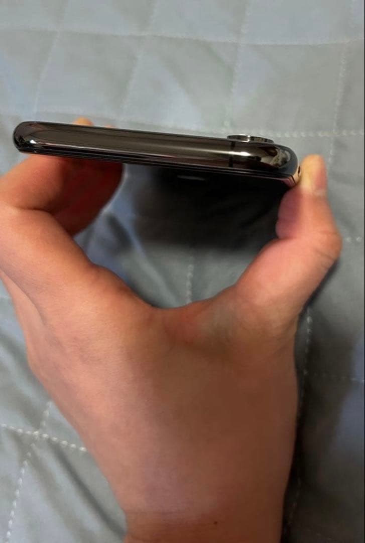 【美品】 Apple iPhone Xs 256GB ブラック