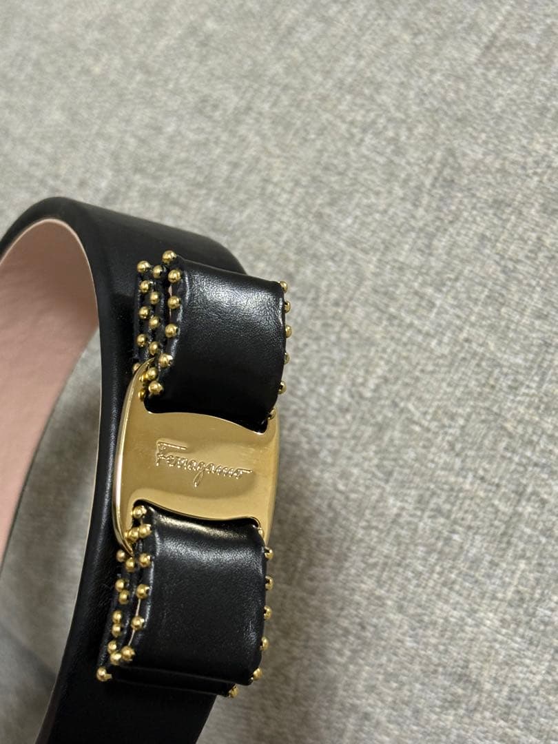 Ferragamo カチューシャ ヘアバンド