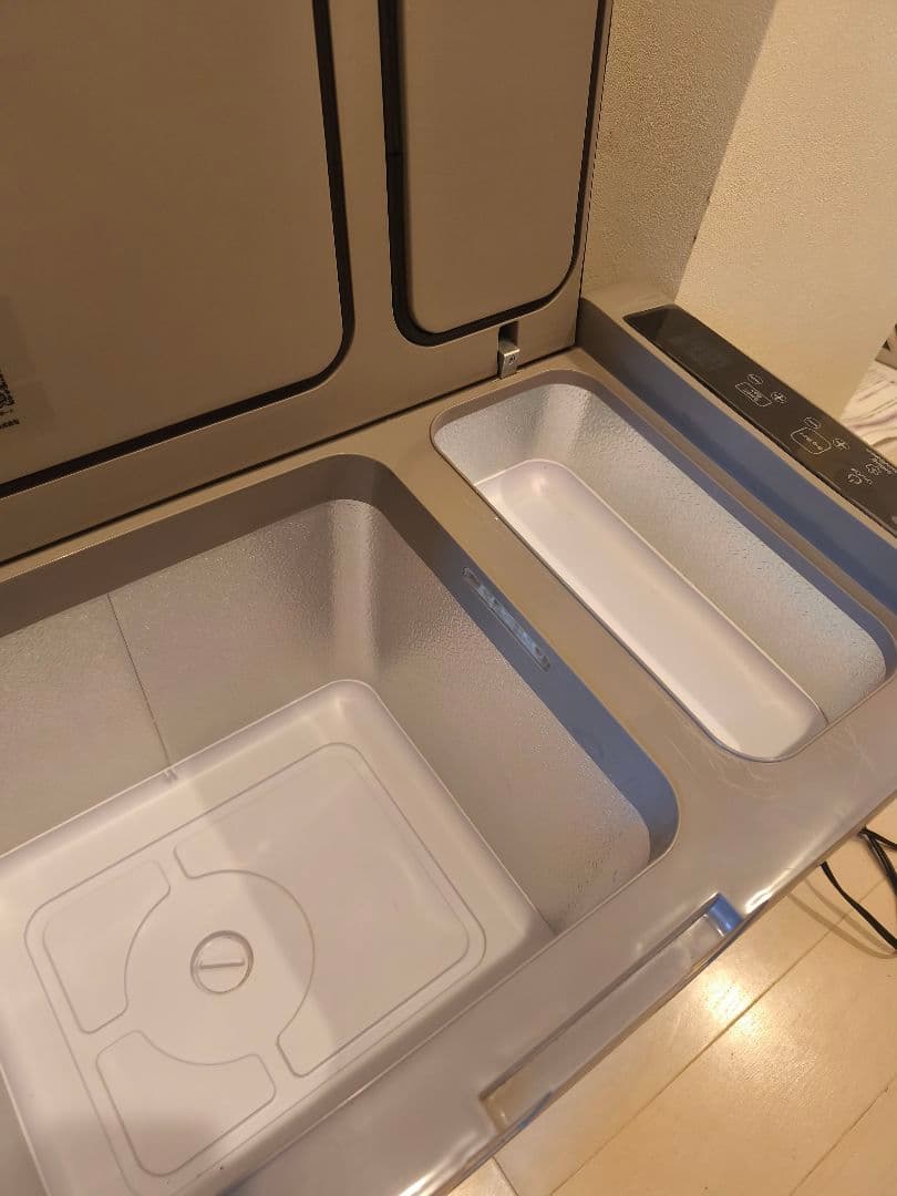 車載ポータブル冷蔵冷凍庫（ジャンク）