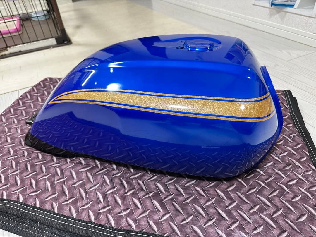 値下げ！　cb1100 パテ埋めサフ仕上げ　14ℓ純正タンク　別途塗装可能