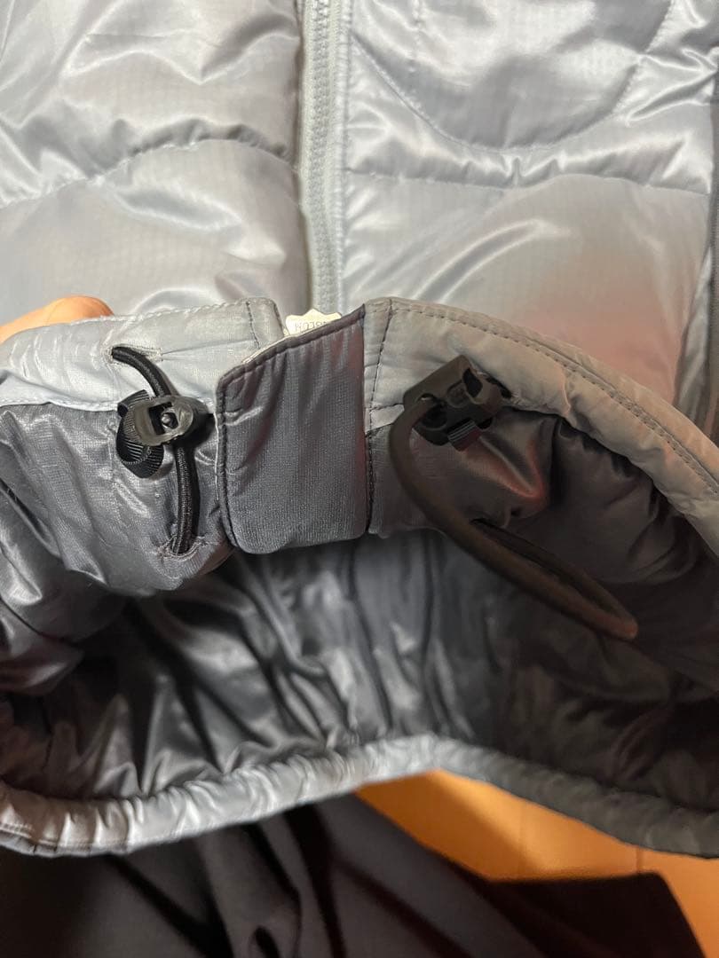 希少】patagonia ダスパーカ ステンレス シルバー パタゴニア