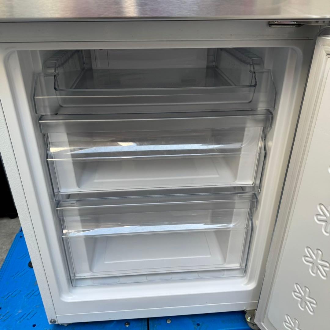 180⭐️2021年製★ハイアール　冷蔵庫　ステンレス　大型　一人暮らし