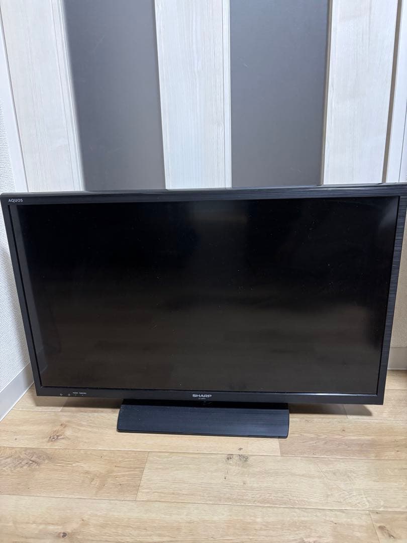 SHARP AQUOS 液晶テレビ　32インチ　2014年製