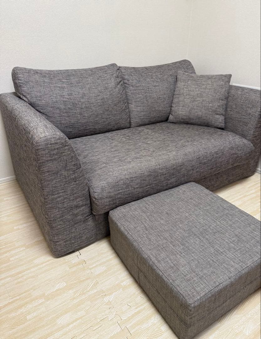 グレー 2人掛けソファ クッション付き