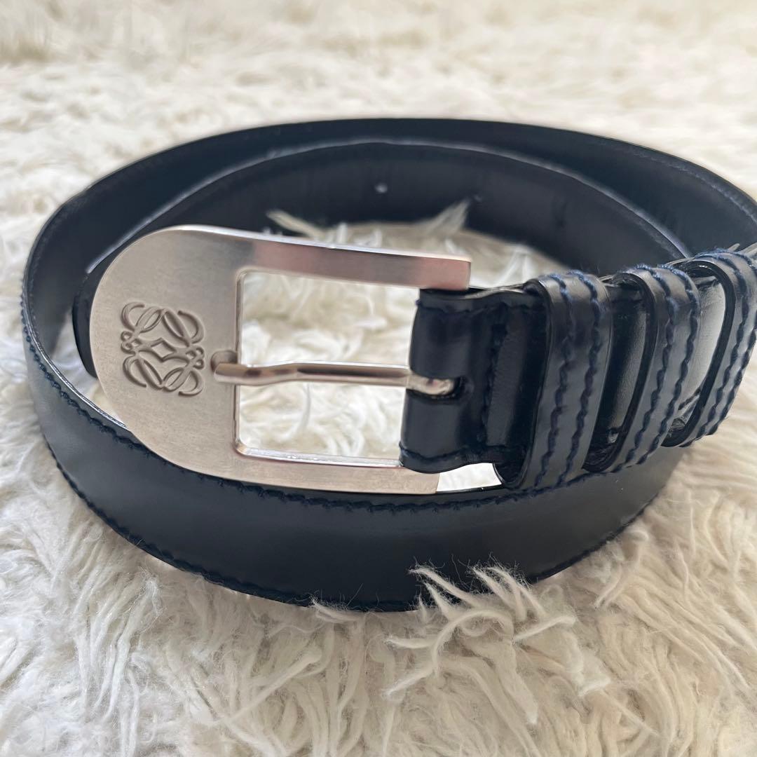 美品　ロエベ　LOEWE アナグラム　シルバー×ネイビーレザーベルト　3穴