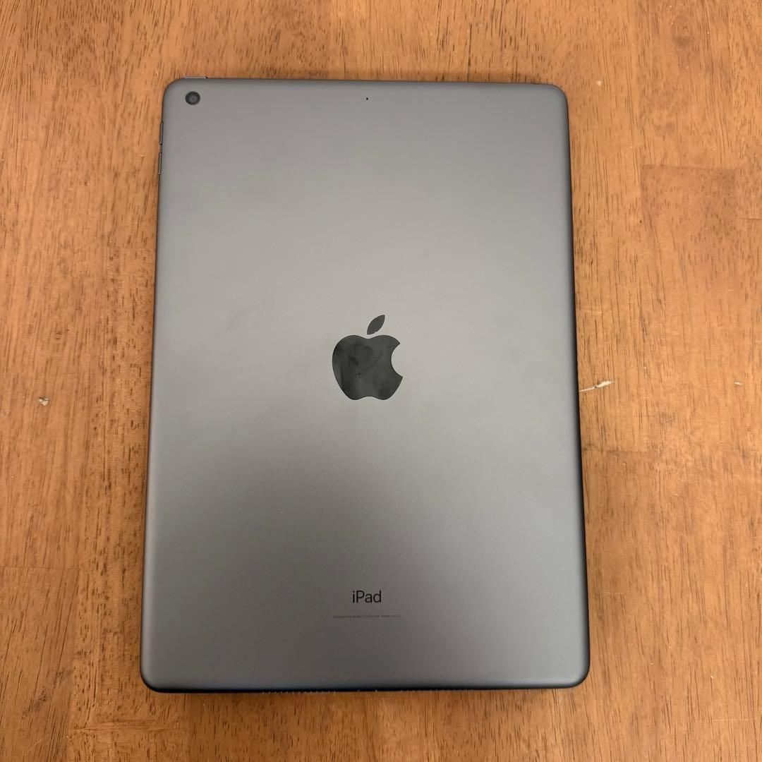 ● 美品 iPad 第9世代 64GB MK2K3J/A バッテリー100％