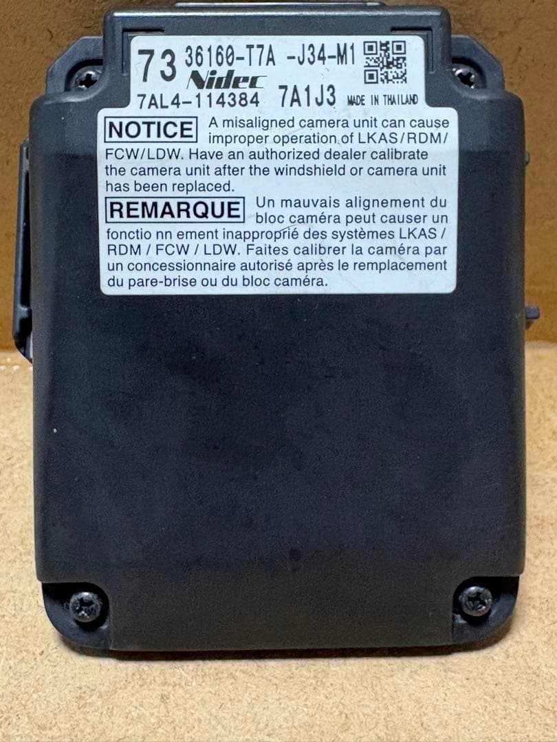 ヴェゼル　フロントカメラ レーダーセンサー 36160-T7A-J34-M1