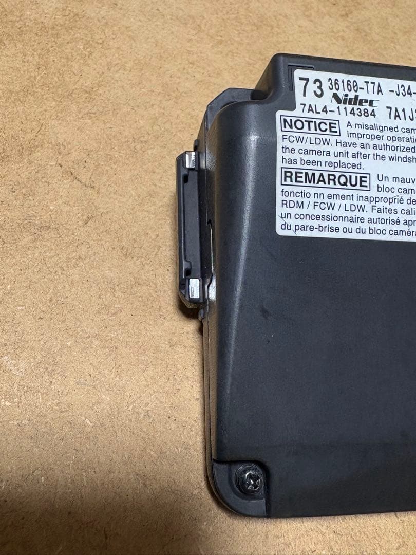 ヴェゼル　フロントカメラ レーダーセンサー 36160-T7A-J34-M1