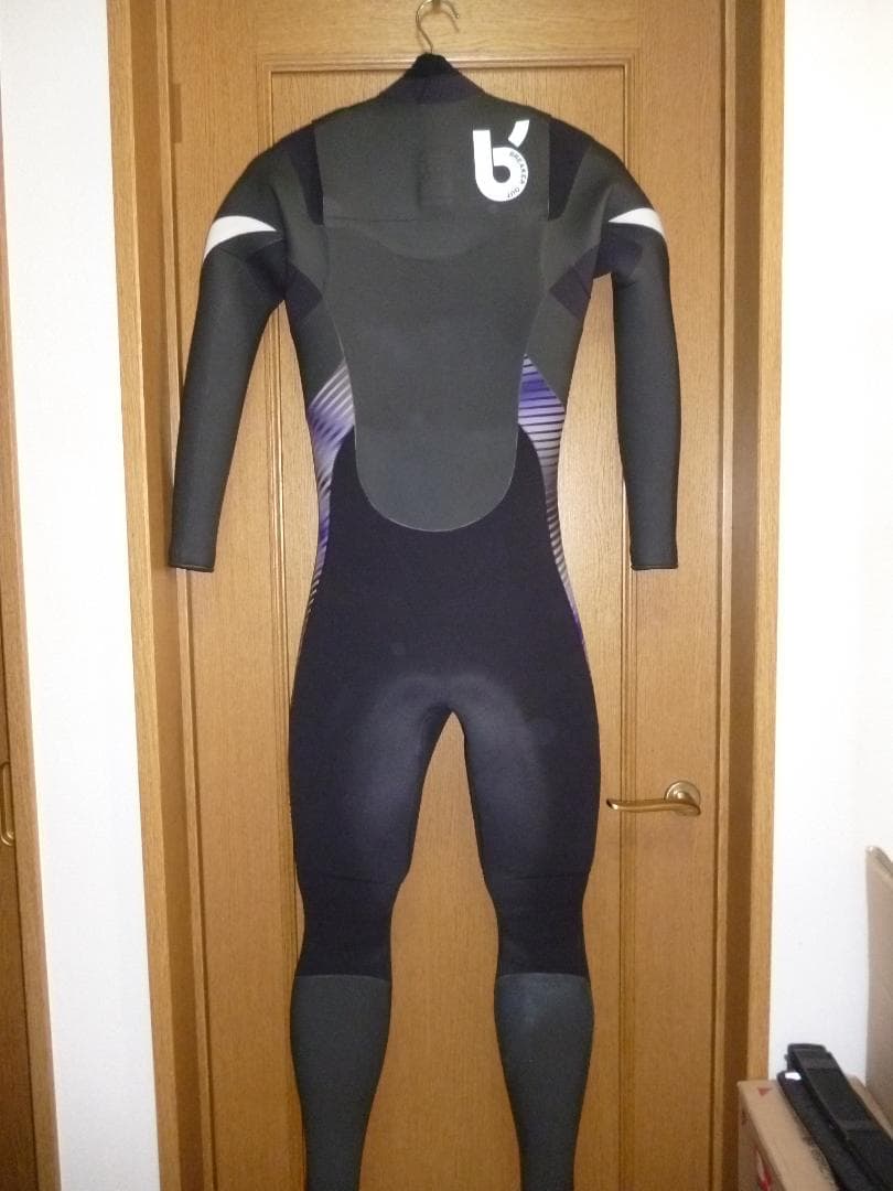 BREAKER OUT（ブレーカーアウト）ノンジップ セミドライ！送料込み