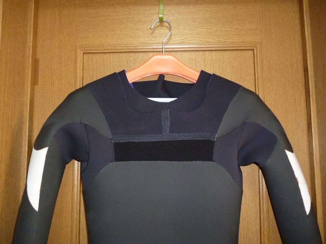 BREAKER OUT（ブレーカーアウト）ノンジップ セミドライ！送料込み