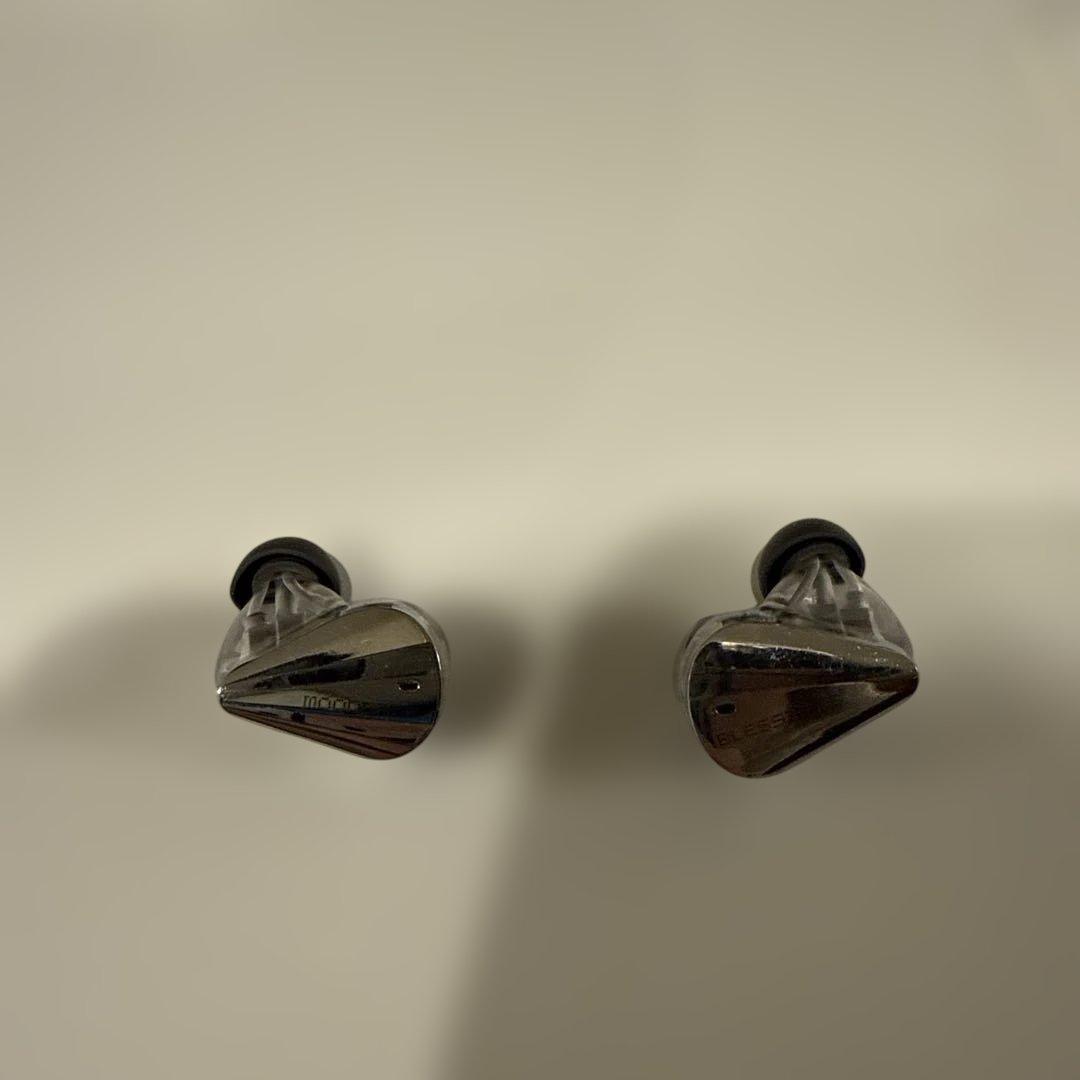 イヤホン moondrop Blessing3