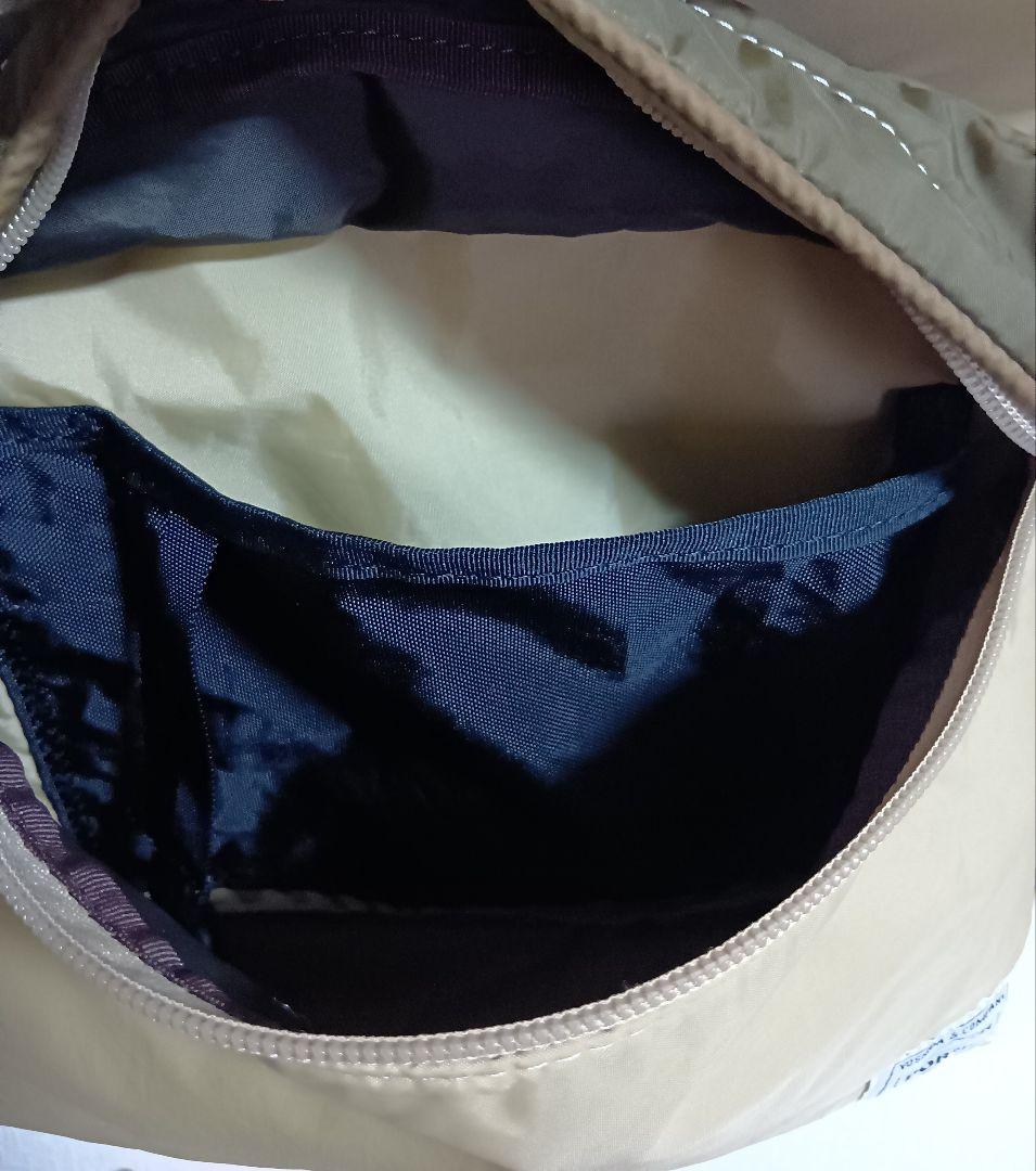 PORTER★軽量リュック★ベージュ☓グリーン・未使用に近い美品良品★リーフ