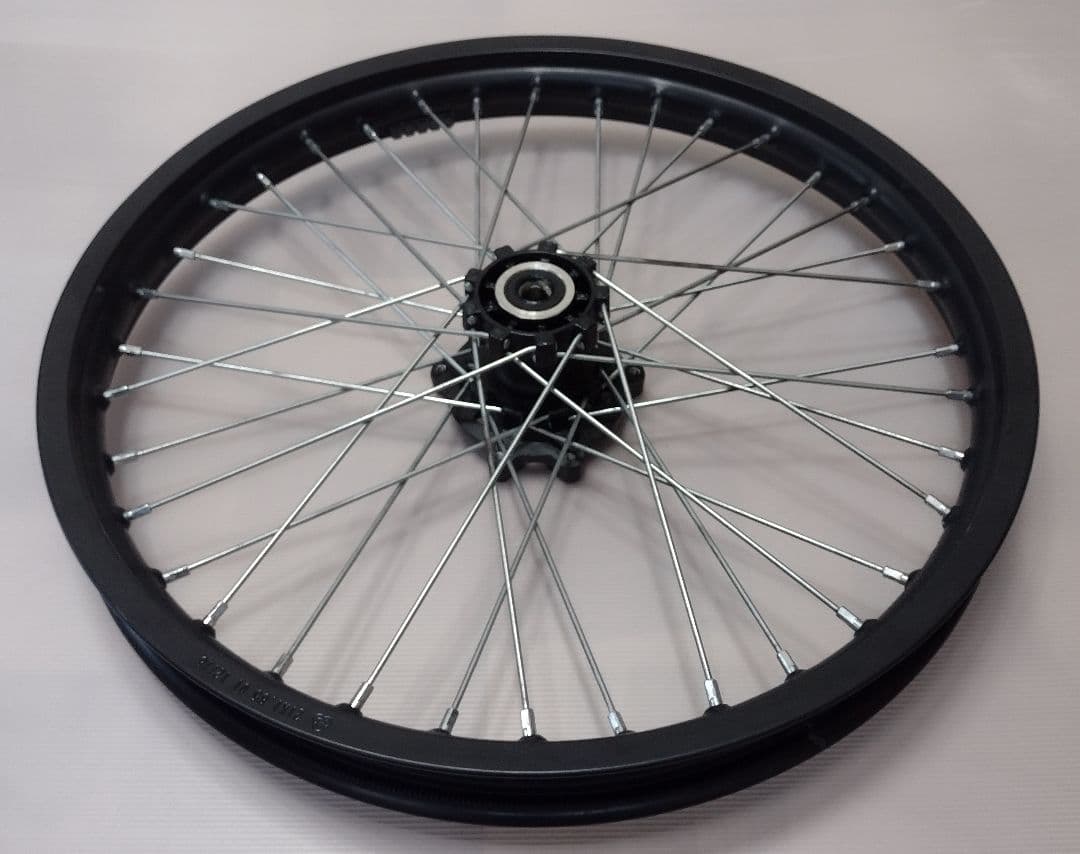 アプリリア RX125 フロントホイール 単品　中古品