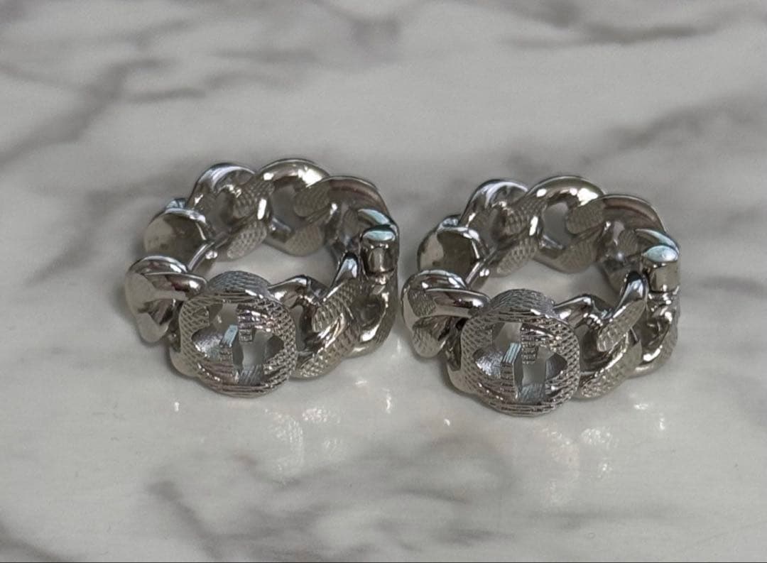 GUCCI ゴルメット チェーン ワイドピアス gg ロゴ インターロッキング