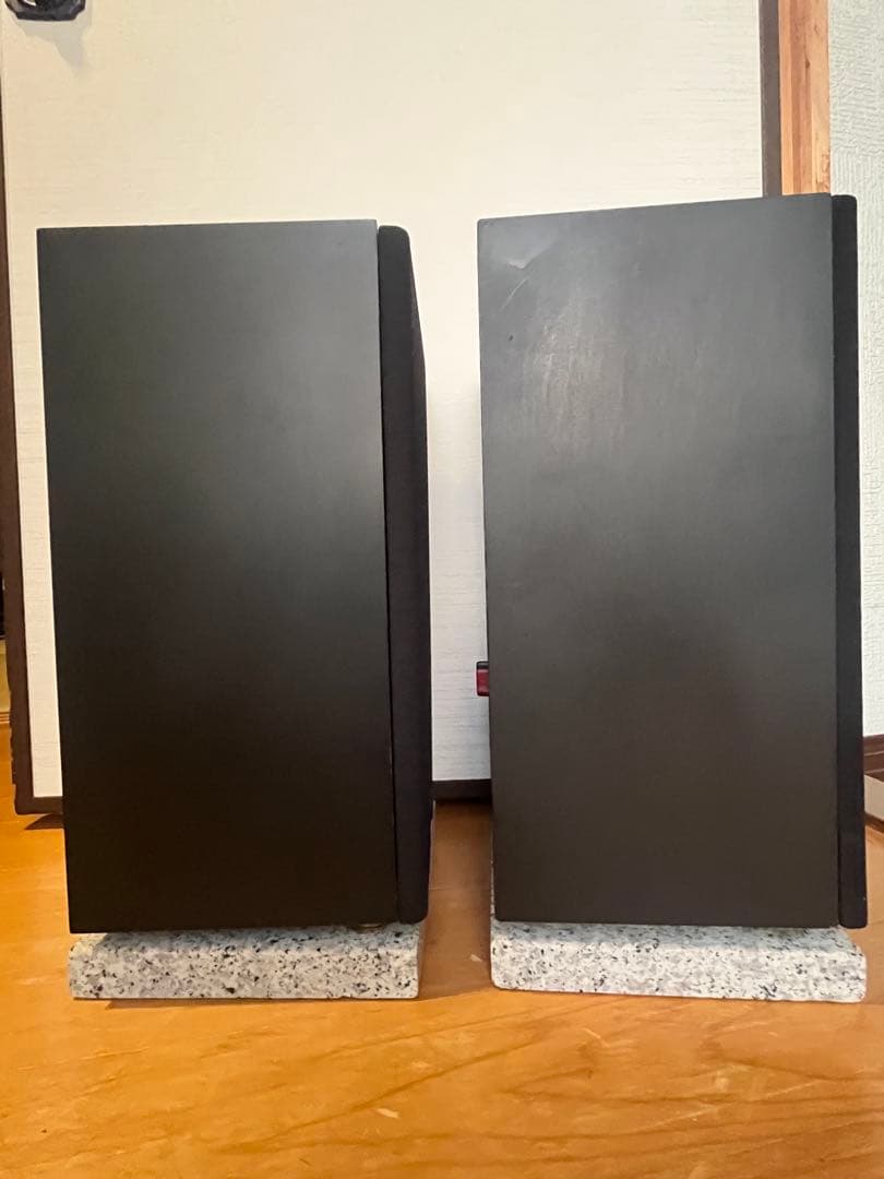 YAMAHA NS-10M PROモニタースピーカー＋インシュレーター