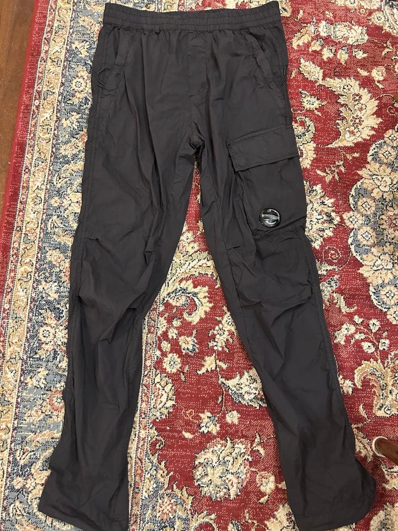 【早いもの勝ち】CP COMPANY ナイロンカーゴパンツ　サイズ48