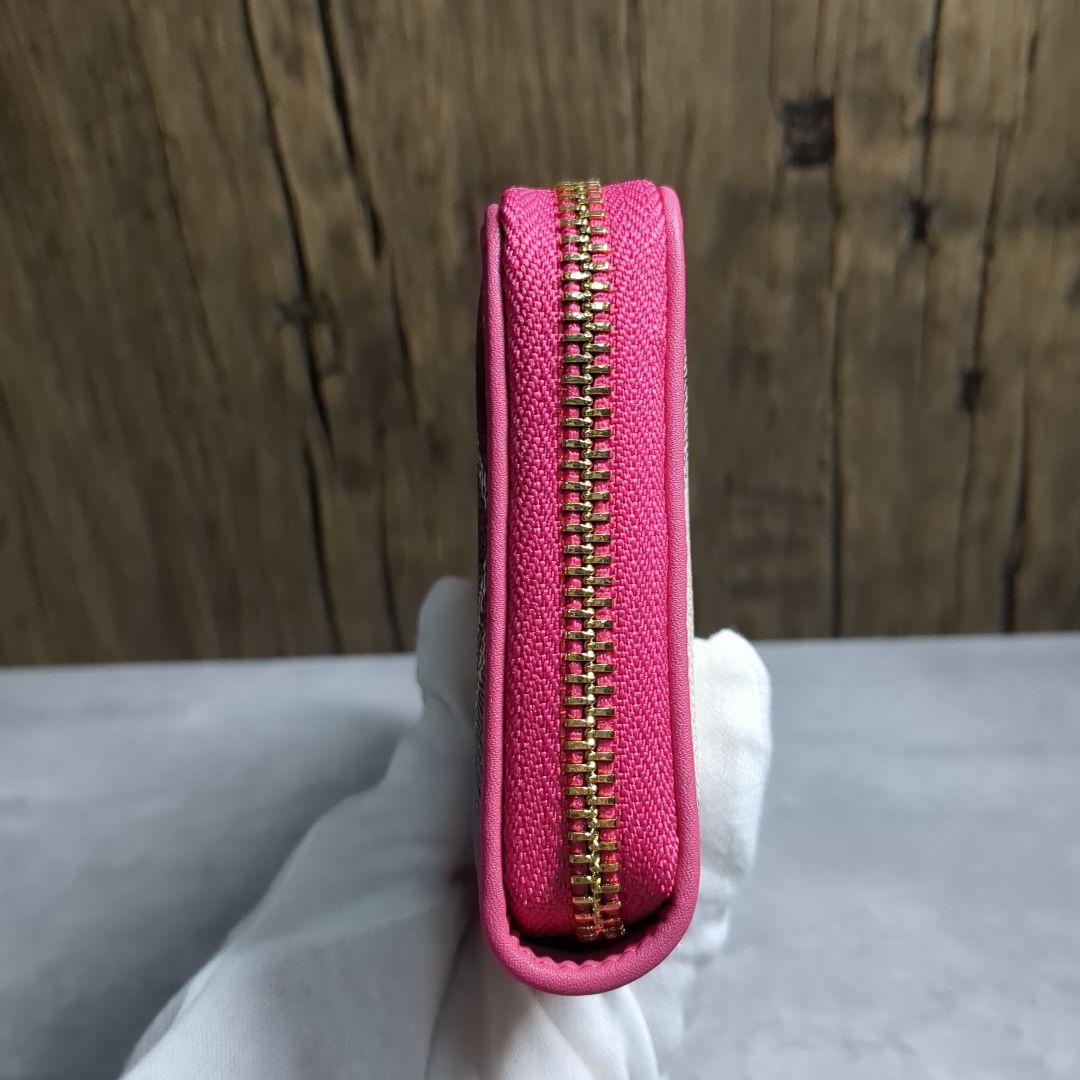 【新品】ヴィヴィアンウエストウッド　長財布　55VV356