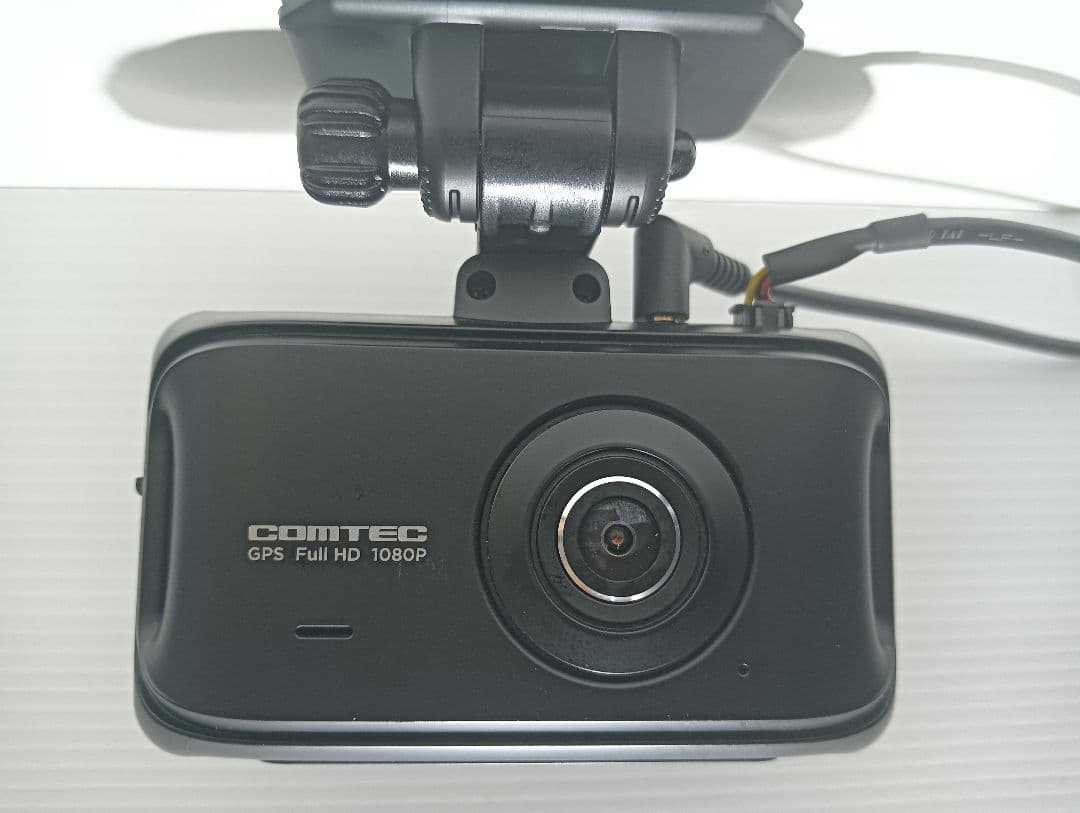 715【作動確認済】コムテックZDR045 前後2カメラGPS搭載 ドラレコ