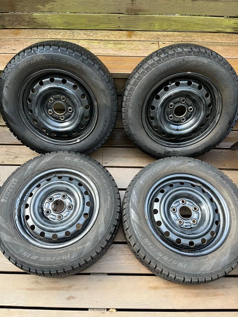 送料込セレナ等15インチ スチールホイールとスタッドレスタイヤセット