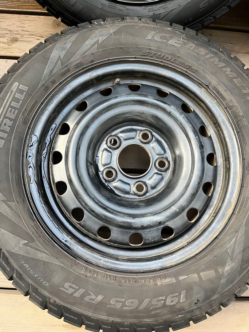 送料込セレナ等15インチ スチールホイールとスタッドレスタイヤセット