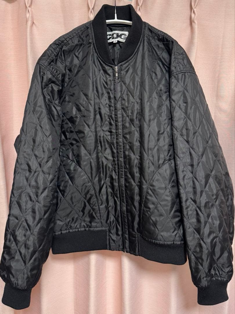 【年始セール】コムデギャルソン CDG キルティング スタッフブルゾン