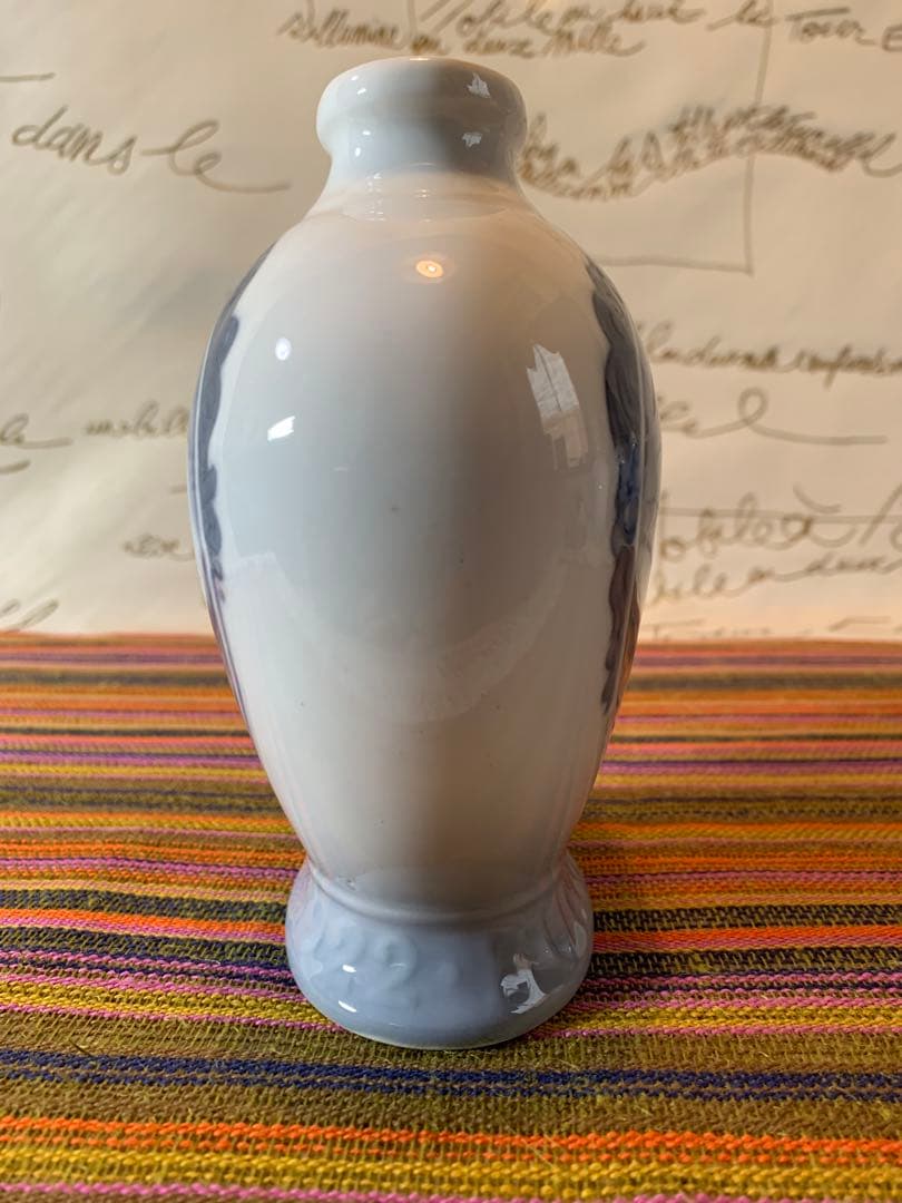 ロイヤルコペンハーゲン　1922年アンティークの建物と風景が素敵な花瓶！