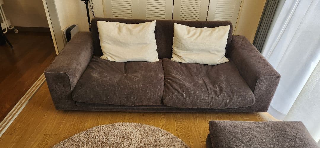 【美品】クシーノ ローソファ Vランク 島忠 3人掛け　東京都引き取り