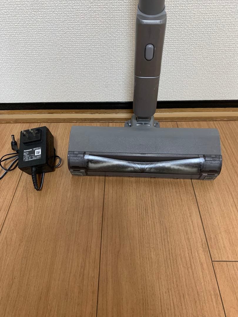 パナソニック　充電式掃除機　MC-SB52K 2021