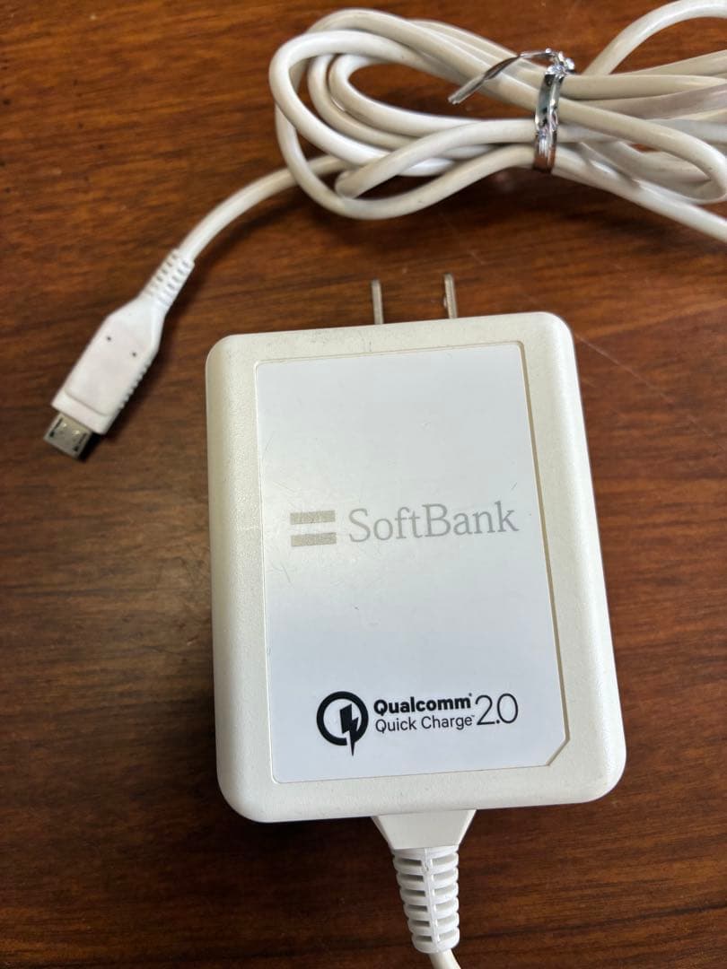 docomo F-01M ネイビー 折りたたみ式　らくらくホン