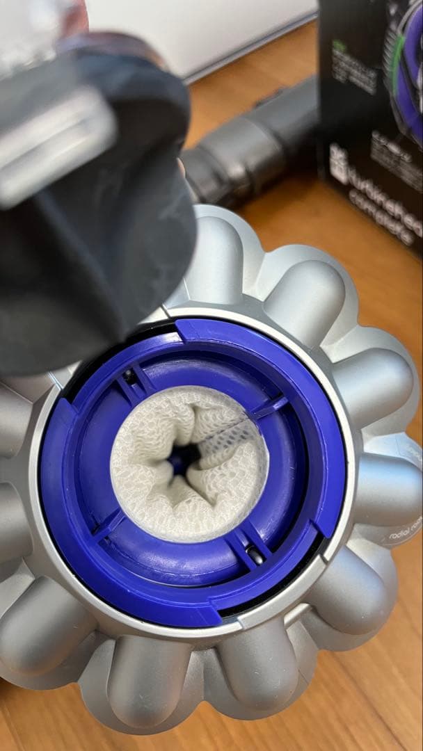 Dyson 掃除機　クリーナー　キャニスター