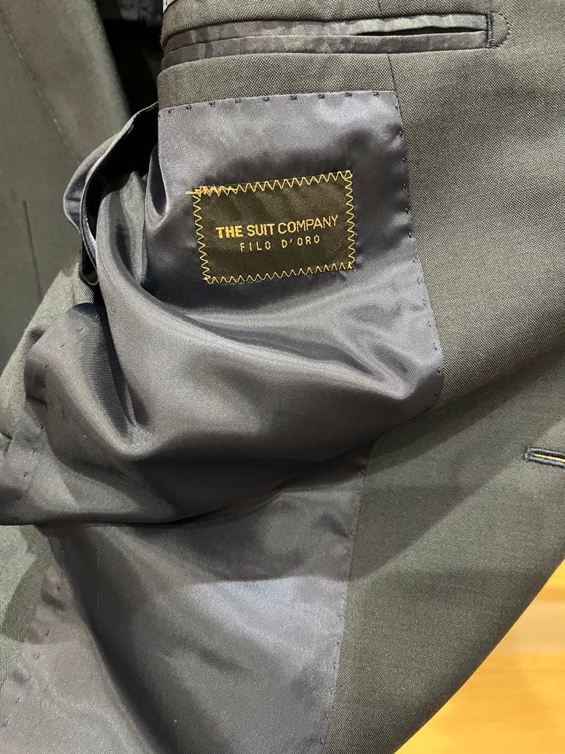 イタリア高級生地RED AICESENCE スーツ